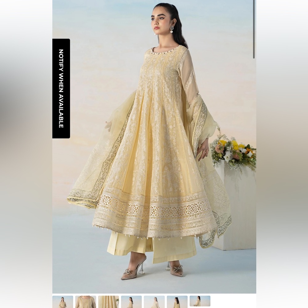 Maria B designer Pakistani Dress Set in butter yellow luxury pret - Picture 6 of 11
